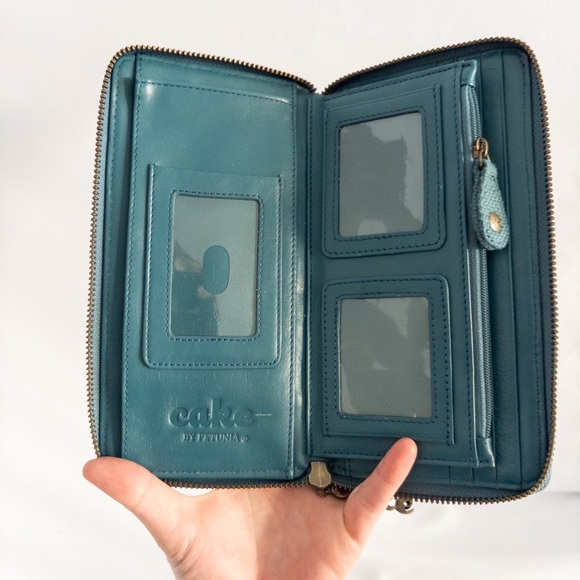 Cake by Petunia Teal Floral Zip Around Wallet - Picture 4 of 8